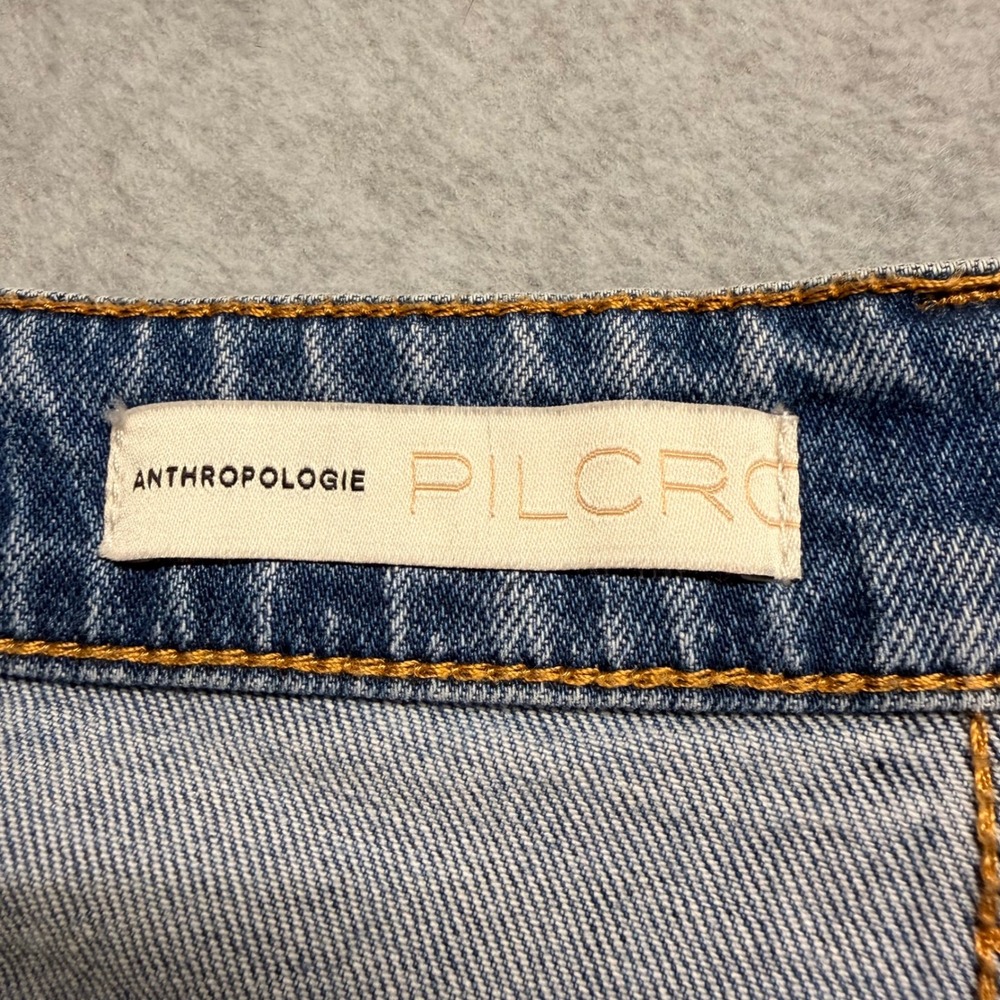 Anthropologie Pilcro Denim Shorts Light Wash Distressed Raw Hem Size 28 - Picture 4 of 10